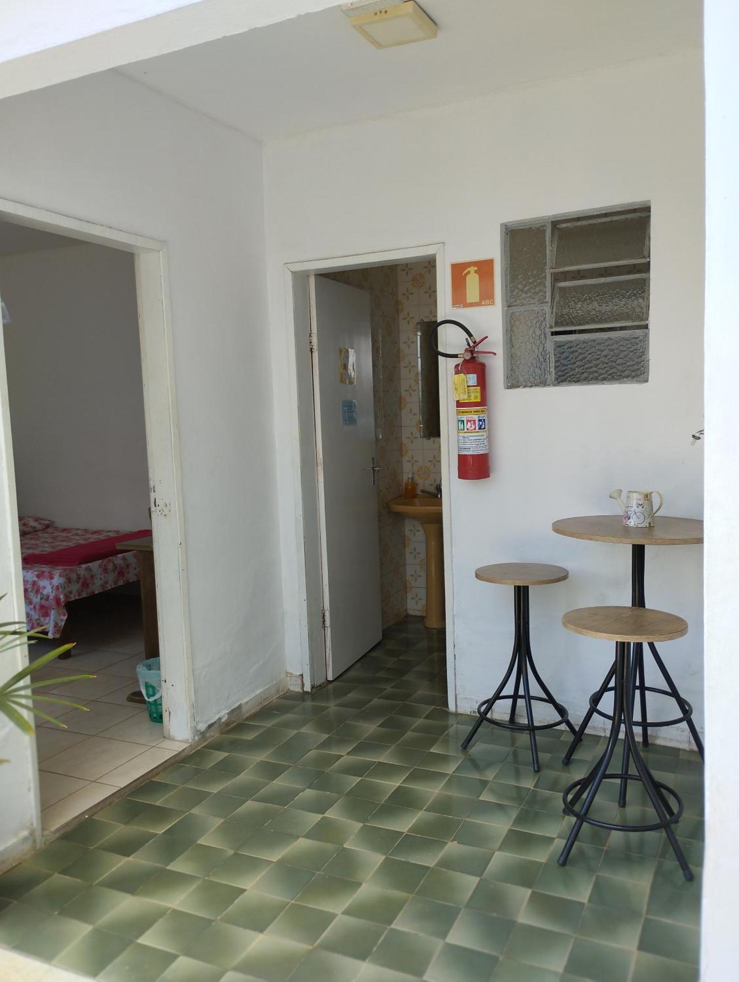 Flor De Lis Hostel Viçosa Extérieur photo
